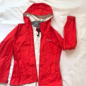 Patagonia Red Women’s Windbreaker Size Small